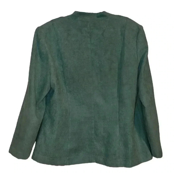 K & Company size 18W Green Suede Women’s Fashion
Classic Style Jacket - Picture 2 of 3